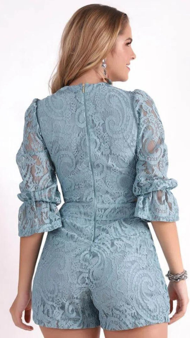 Macaquinho de Renda com Manga Longa | Moda Colmeia