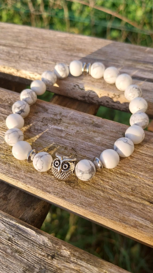 Bracelet hibou en pierre d' Howlite