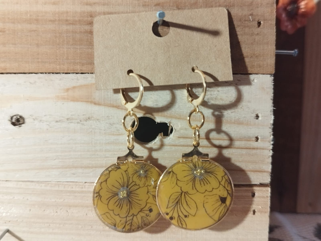 Boucles Agnès Moutarde