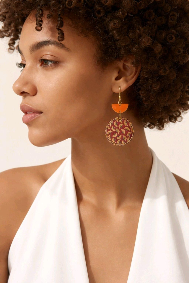 Bois et résine - doré 