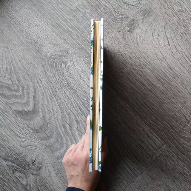 Livre vierge "Myosotis"