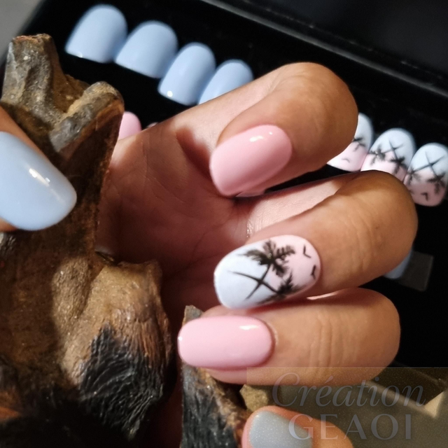 Pastel beach little oval S