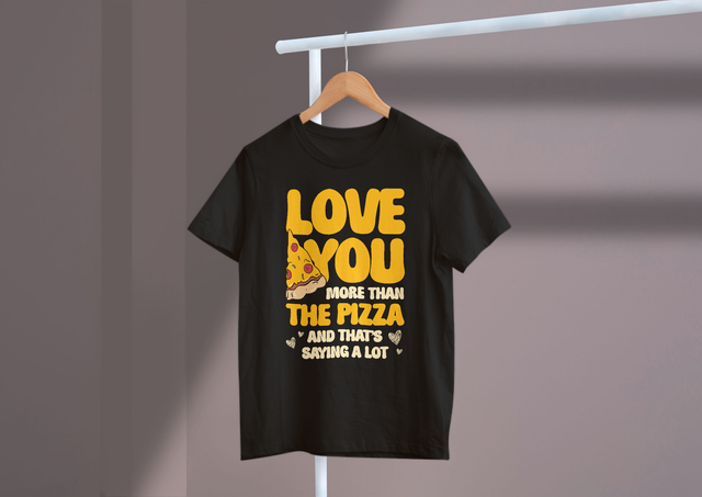 Love You More Than Pizza And That’s Saying A Lot Valentine Day. Ich liebe dich mehr als Pizza und das sagt viel über den Valentinstag aus