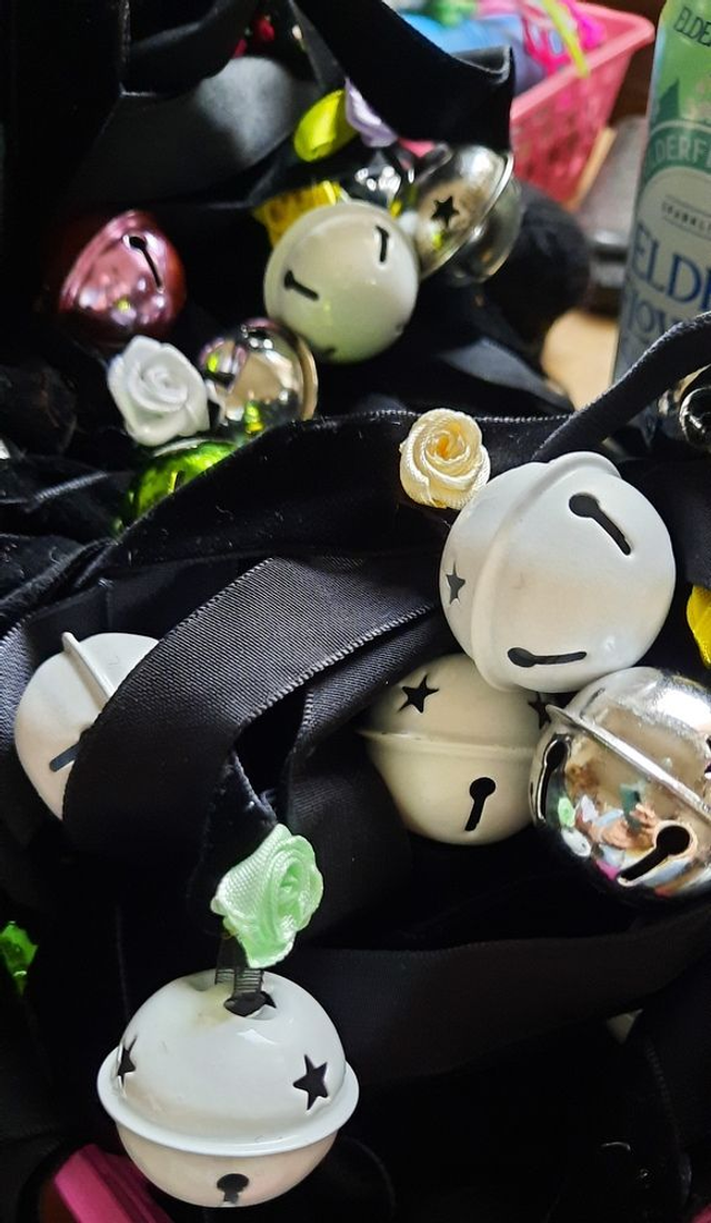 midi belletjes (verschillende kleuren verkrijgbaar)