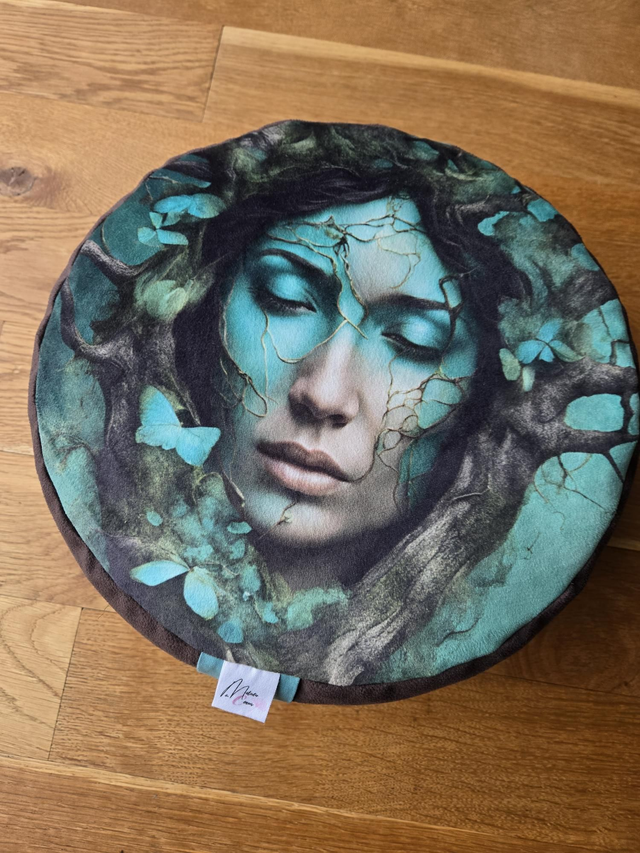Zafu sacré, coussin de méditation Femme arbre