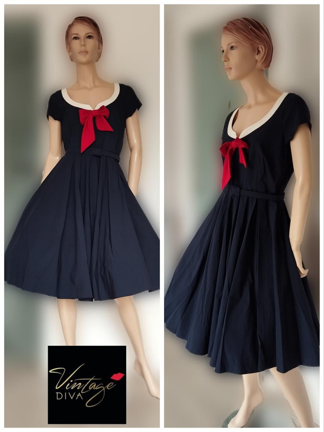 Robe Vintage Diva Dovima Swing in Blue T44/48