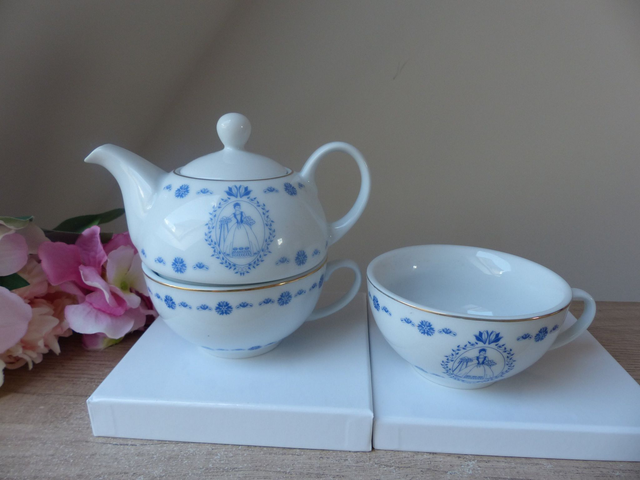 Ensemble Théière Égoïste Romantique avec 2 Tasses – Motif Floral Princesse/Duchesse – Service à Thé Vintage