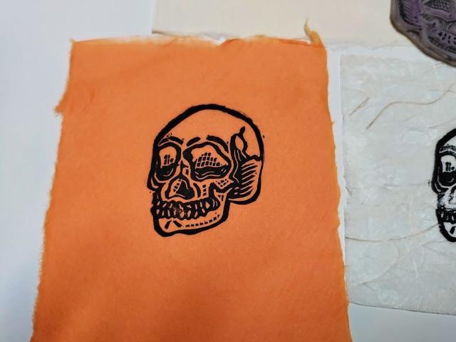 squelette miniature impression linogravure