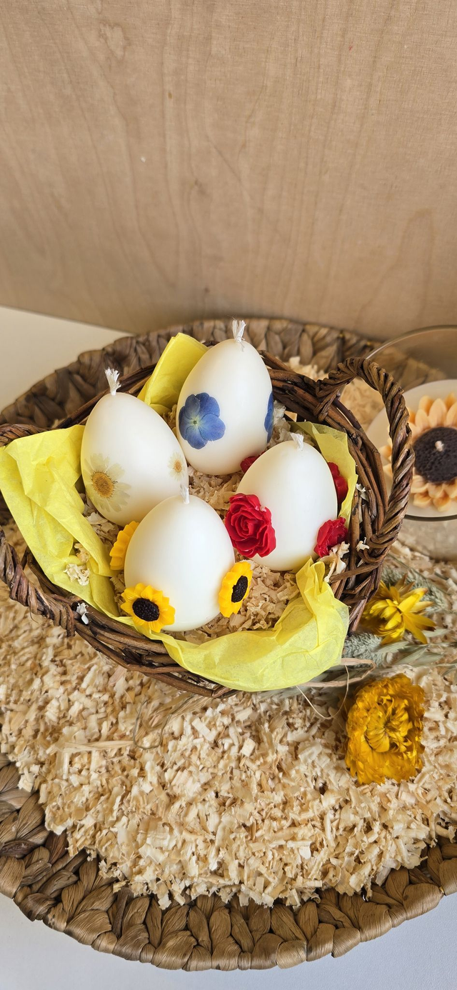 Bougies Œufs de Pâques décorés à la main