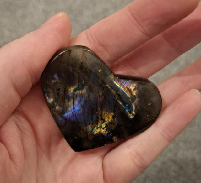Labradorite crystal heart small