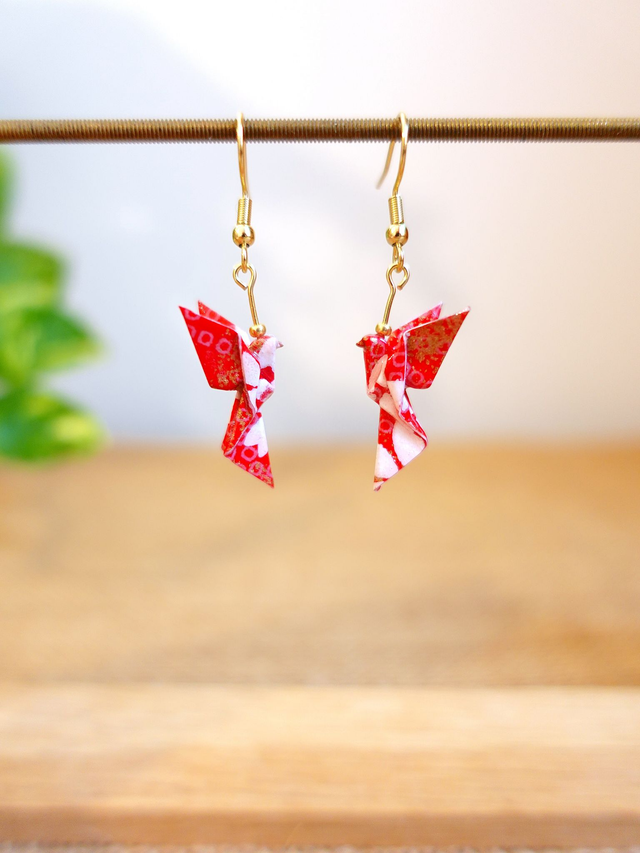 Origami Colombe, oiseau / INOX doré / Boucles d'oreilles / Papier japonais washi / Rouge, blanc, or / Bijou japonais origami /