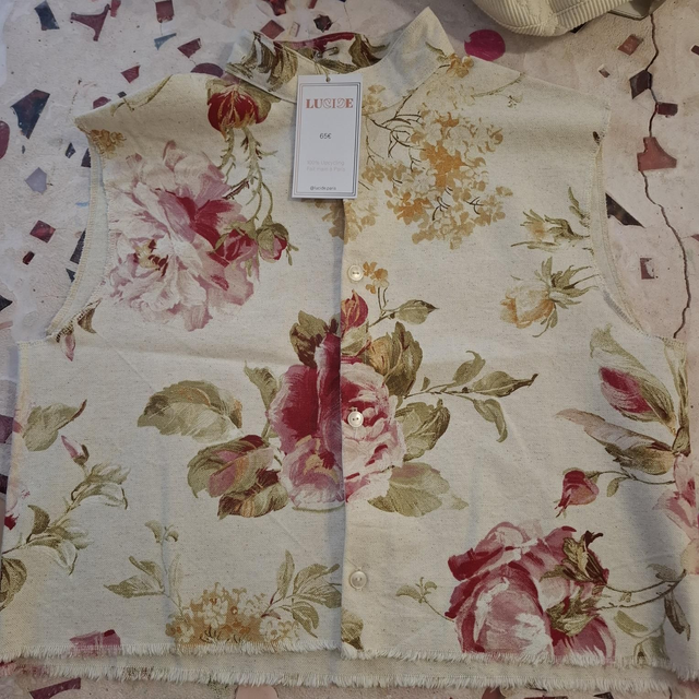 Luc22 blouse dans manche fleurs 