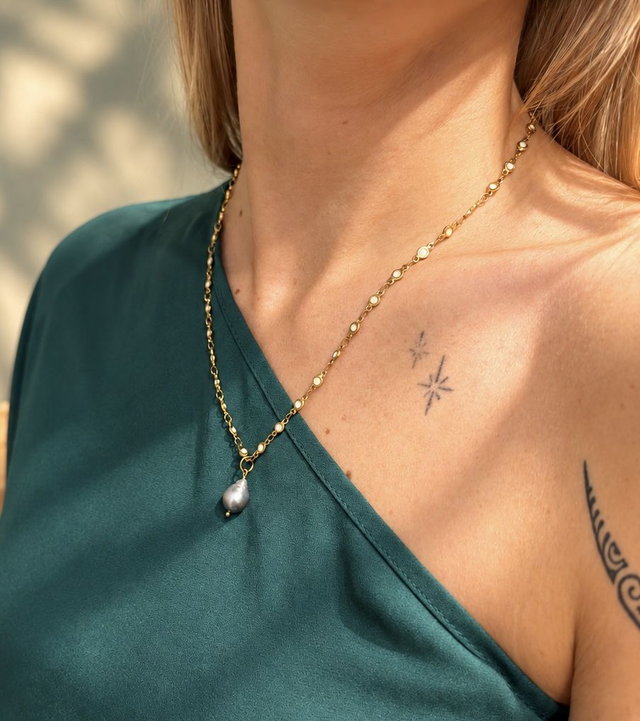 Collier Poemiti