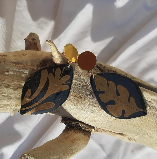 Boucles Grandes feuilles noires dorées