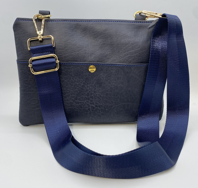 LA &quot;JULIE&quot; Nuit marbrée