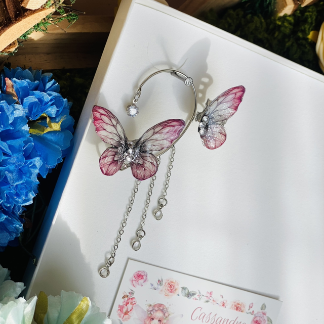 Roses argent, tour d’oreille