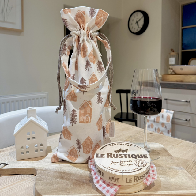 Gingerbread Village - Reusable Bottle Bag