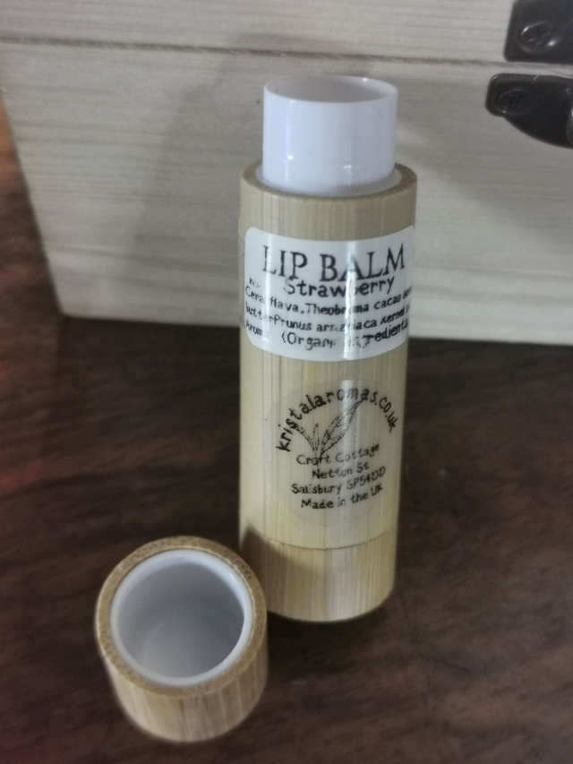 Lip Balm Strawberry (Organic Ingredients). 5g