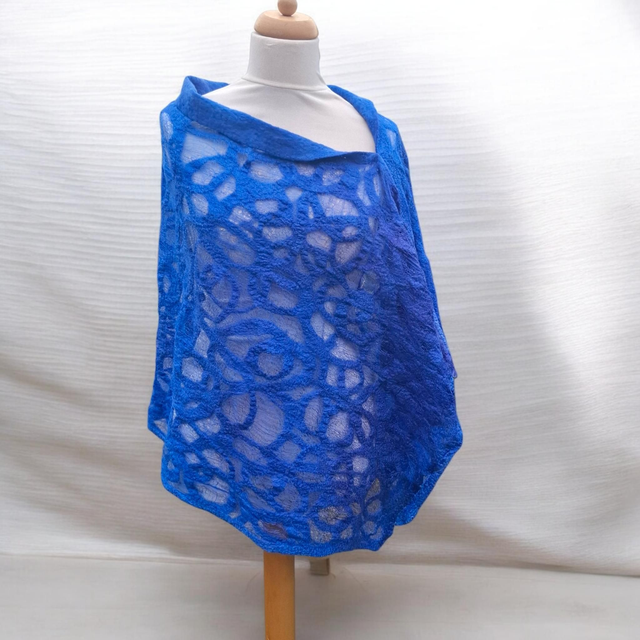 Kells Bay Poncho - Blue / Purple hues