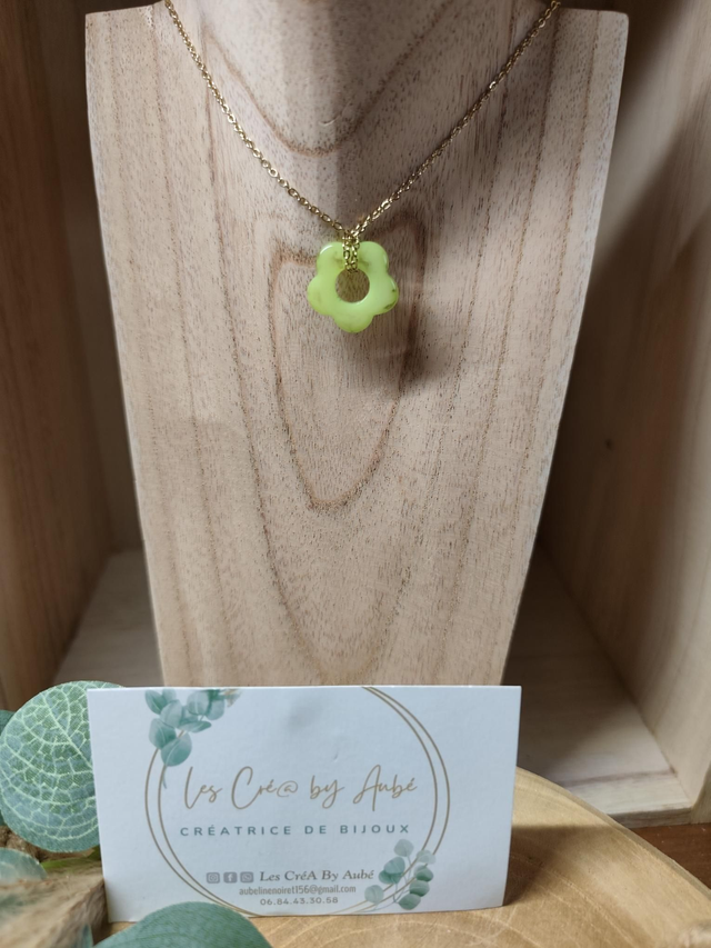 COLLIER FLEUR RESINE / VERT/ ACIER INOXY GOLD 0001150