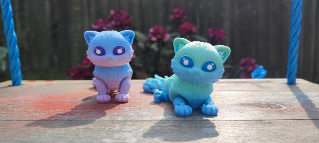 Articulated Munchkin Cat, poseable 3D printed animal, 3D printed cat, cat figurine, Nova Printing 3D models, eco-friendly 3D print gift
