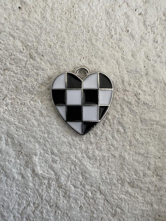 Charm Coeur damier 