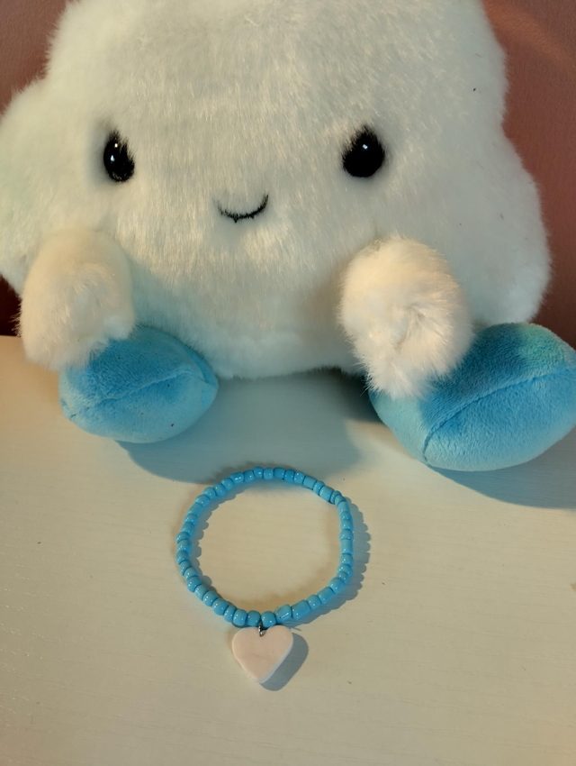 Blue Hand-beaded bracelet -Ocean blues 