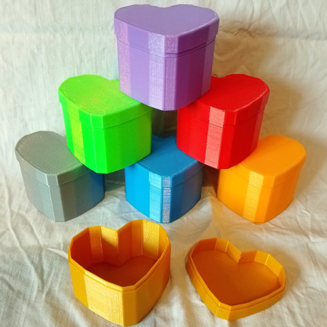 3D Printed Mini Heart Shaped Jewellery Box Trinket Box in 9 Colours