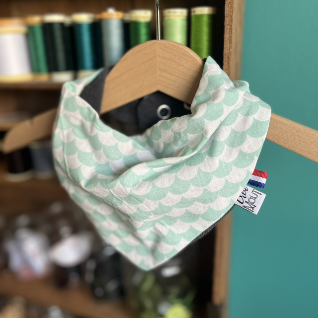 Bavoir bandana 4
