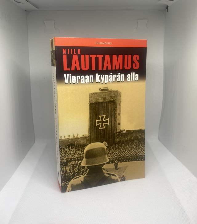Vieraan kypärän alla – Niilo Lauttamus