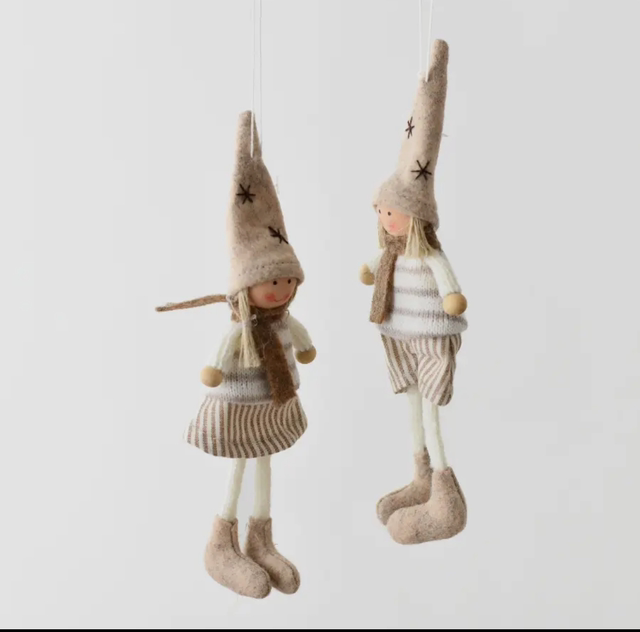 Fillette à suspendre 