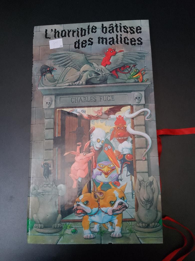 L'horrible bâtisse des malices, Charles Fuge