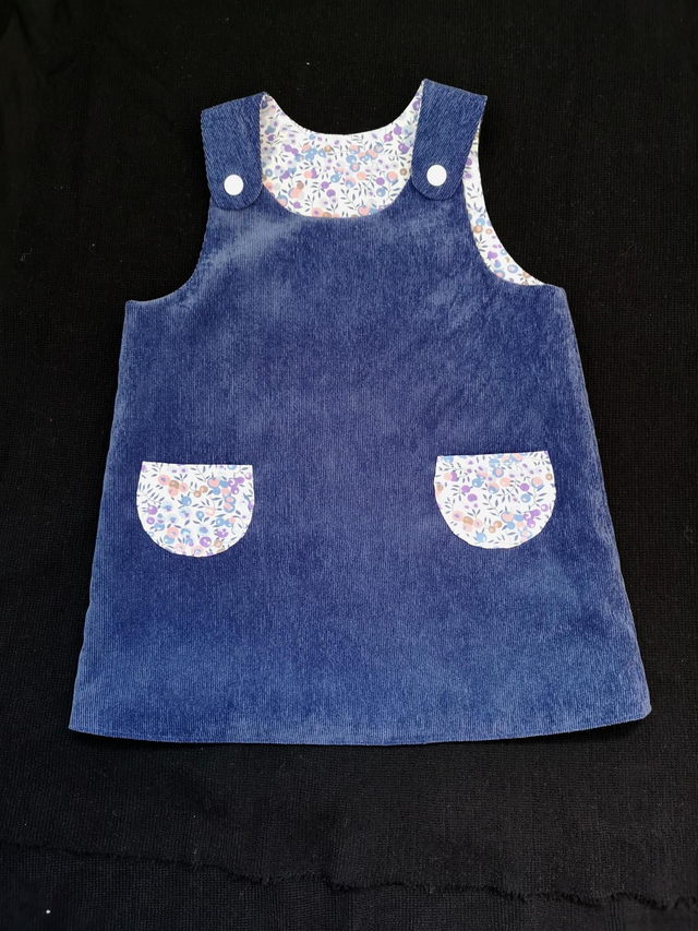 Robe réversible taille 6 mois 