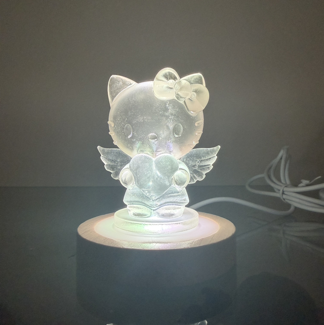 Fanart in resina trasparente con base luminosa