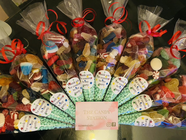 Sweet cones Green millions with thank you sticker 