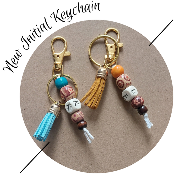 Initial Wooden Lettering Keyring/ Bag Charm/ Handbag/ Luggage Charm/ Stocking Filler/ Party Favour/ Gift