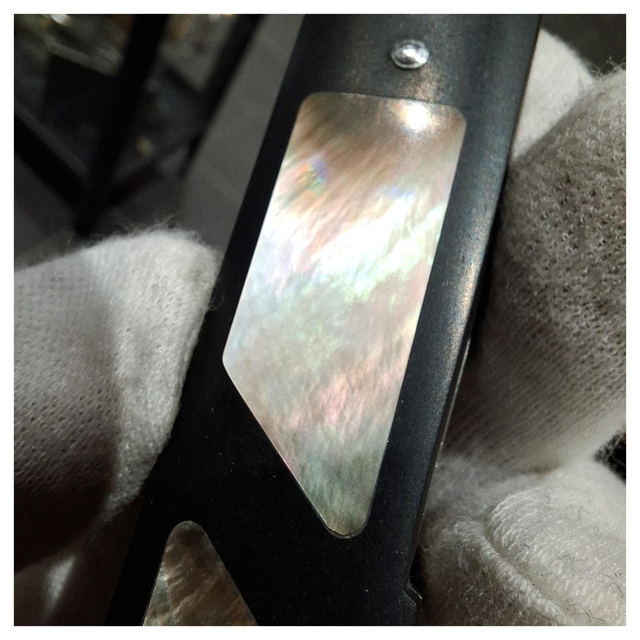 Taurus - Paperstone et nacre noire