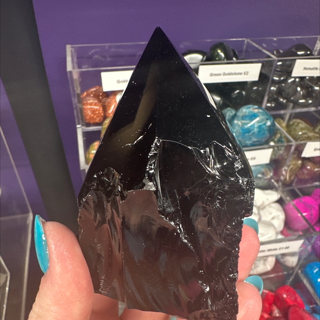 Black Obsidian Cut Base Point 