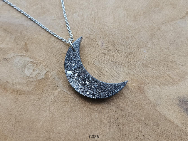 Sparkly Black Moon (C036)