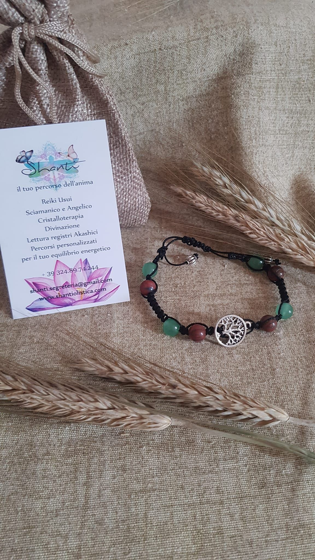 Bracciale per radicamento