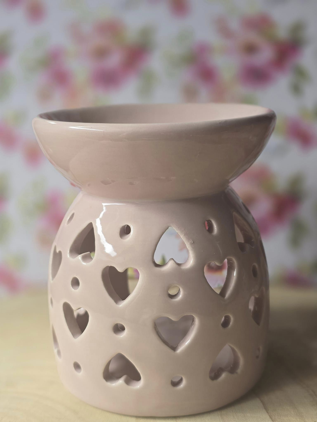 brûleur rose avec des petits cœurs 