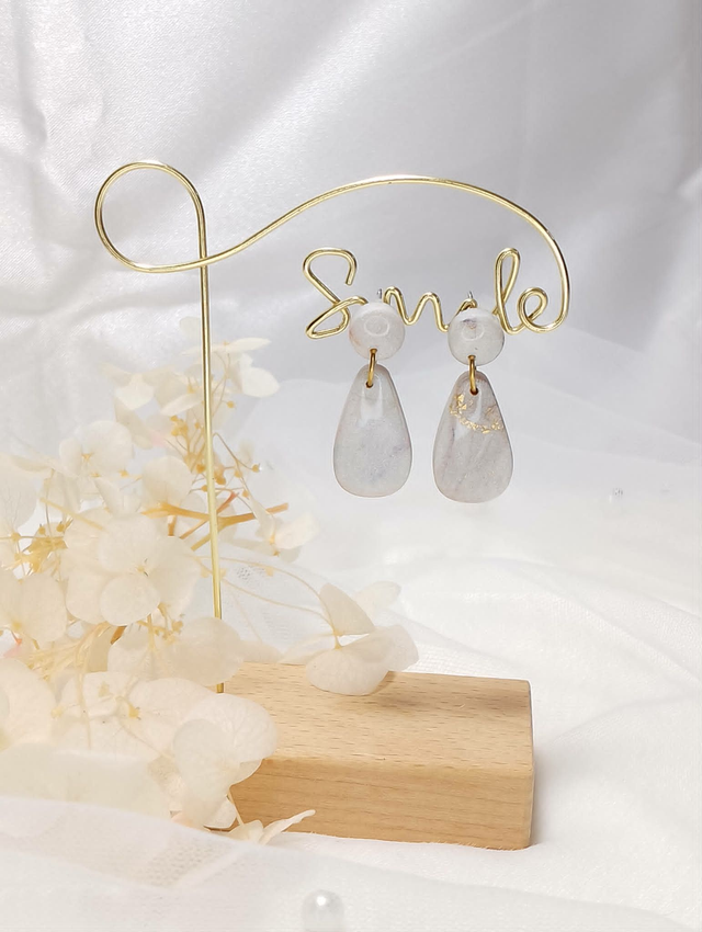 Boucles d'Oreilles "Éclats Lunaires"