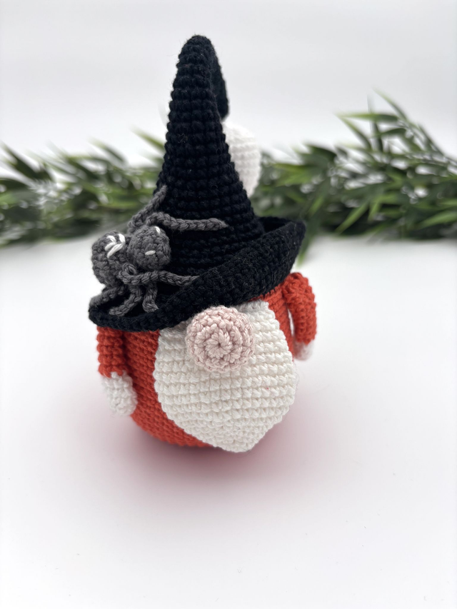 Halloween gnome