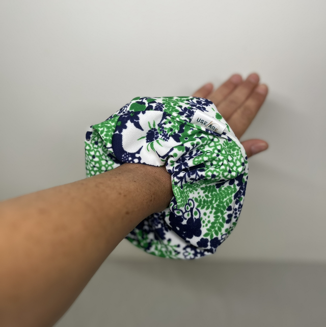 Chouchou vintage années 70 – Tissu authentique revalorisé – Mini-série