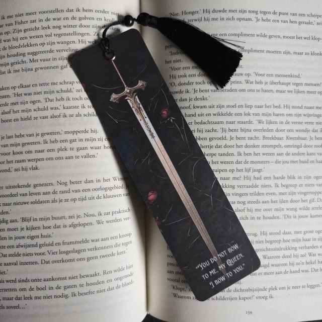 Romantasy Bookmark (Sword and Roses)