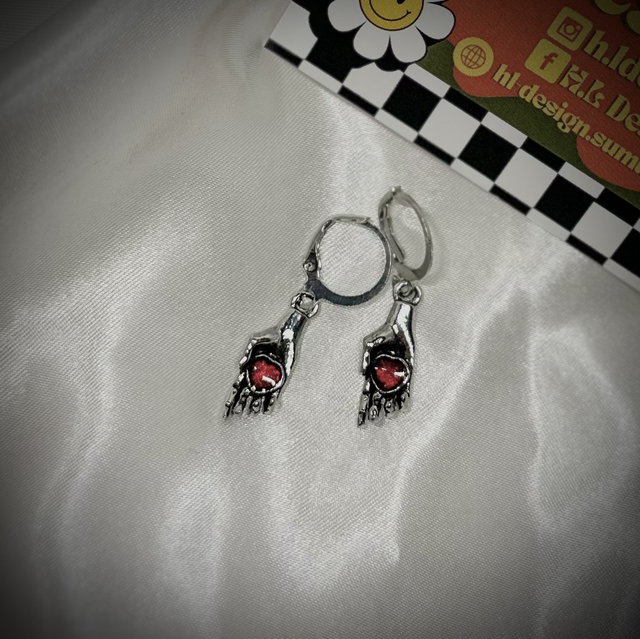 ‘Heart in your hands’ Earrings