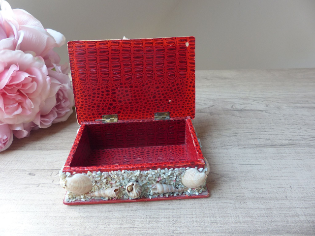 Petit Coffret à Bijoux Vintage en Coquillages – Souvenir Bord de Mer – Artisanat Français – Boîte à Trésors Rétro - Déco Maison Océan Marin
