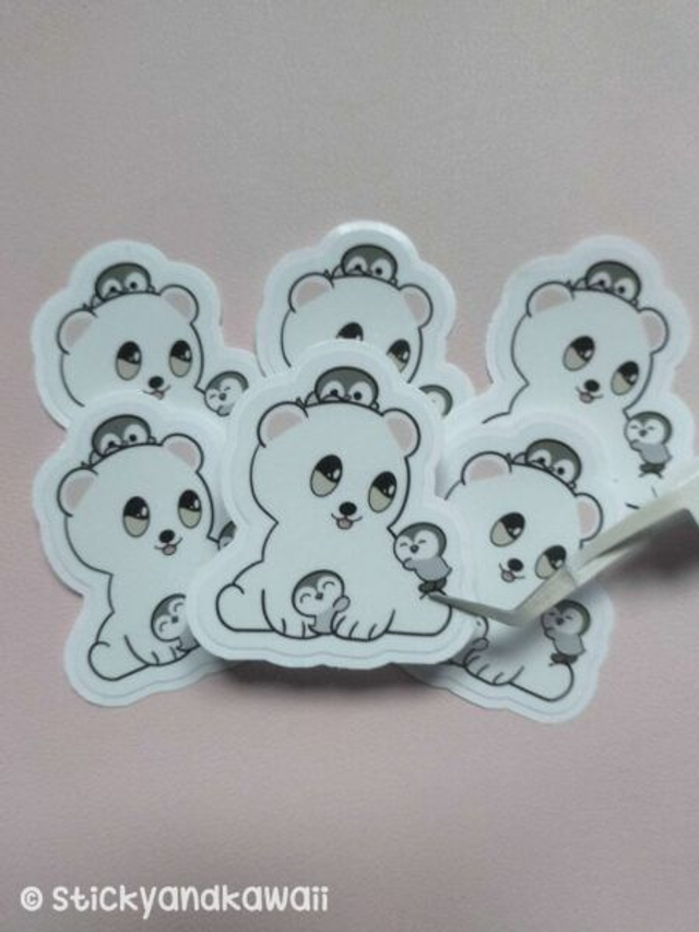 Bibi l&#039;ours et ses pingouins