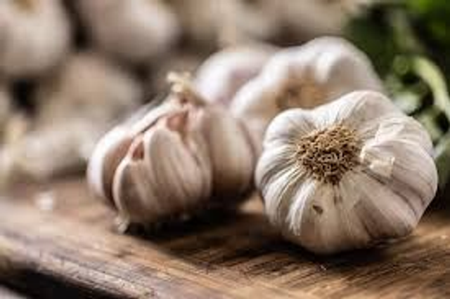 Garlic (4 pcs)