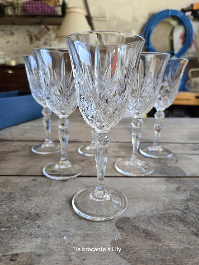 Verres à vin en cristal 